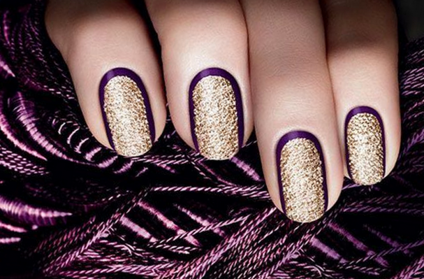 Фиолетовый маникюра с золотым цветом, золотые ногти 2020