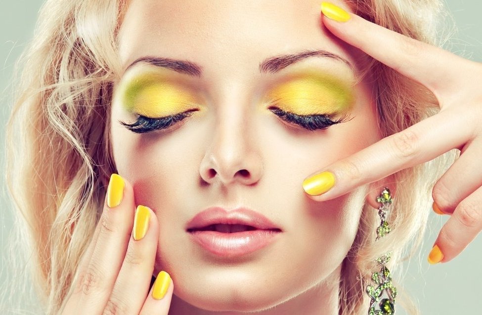 Желтый маникюр 2021 желтые ногти с фото дизайна, мода цвета, френч, ярко-желто-зеленого-розового-черного
