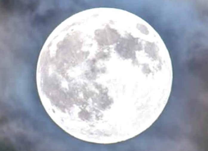 Луна сейчас, где на небе находится, какая, календарь Луны с таблицами 2021