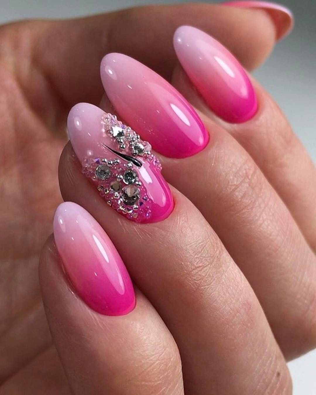 Омбре маникюр с розовым цветом, розовые ногти 2022