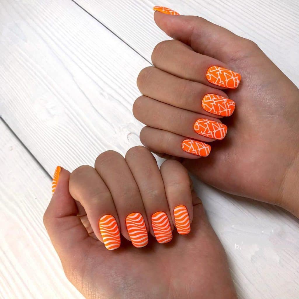 Оранжевые ногти с желтым цветом 2021